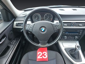 BMW 320 - 9
