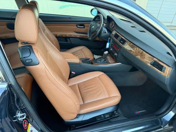 BMW 330 - 10