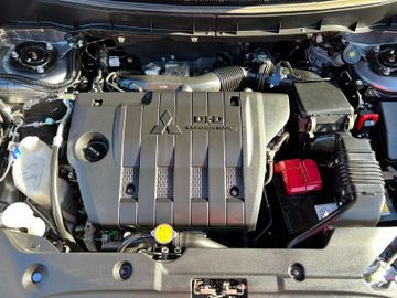 Fahrzeugabbildung Mitsubishi ASX Intense 2WD PANORAMA XENON KAMERA