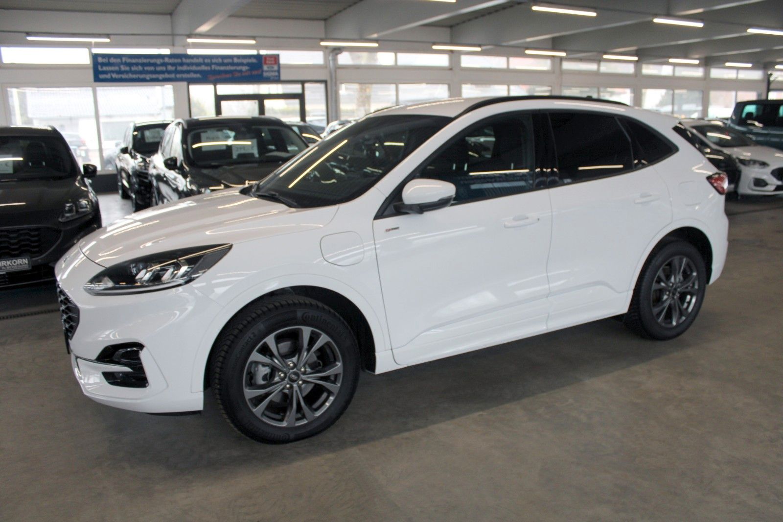 Fahrzeugabbildung Ford Kuga PHEV ST-Line NAVI DAB CAM WinterPaket