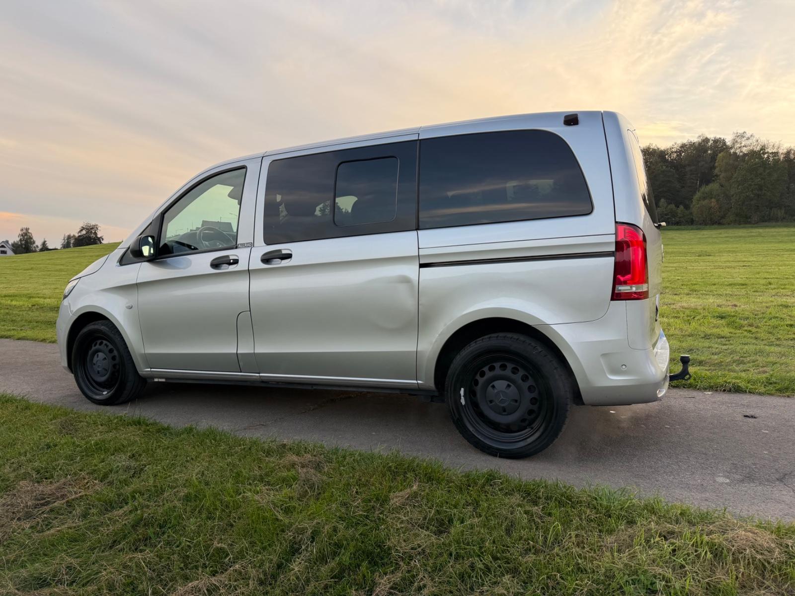 Mercedes-Benz Vito Tourer 124 CDI 4x4 kompakt Pro Automatik