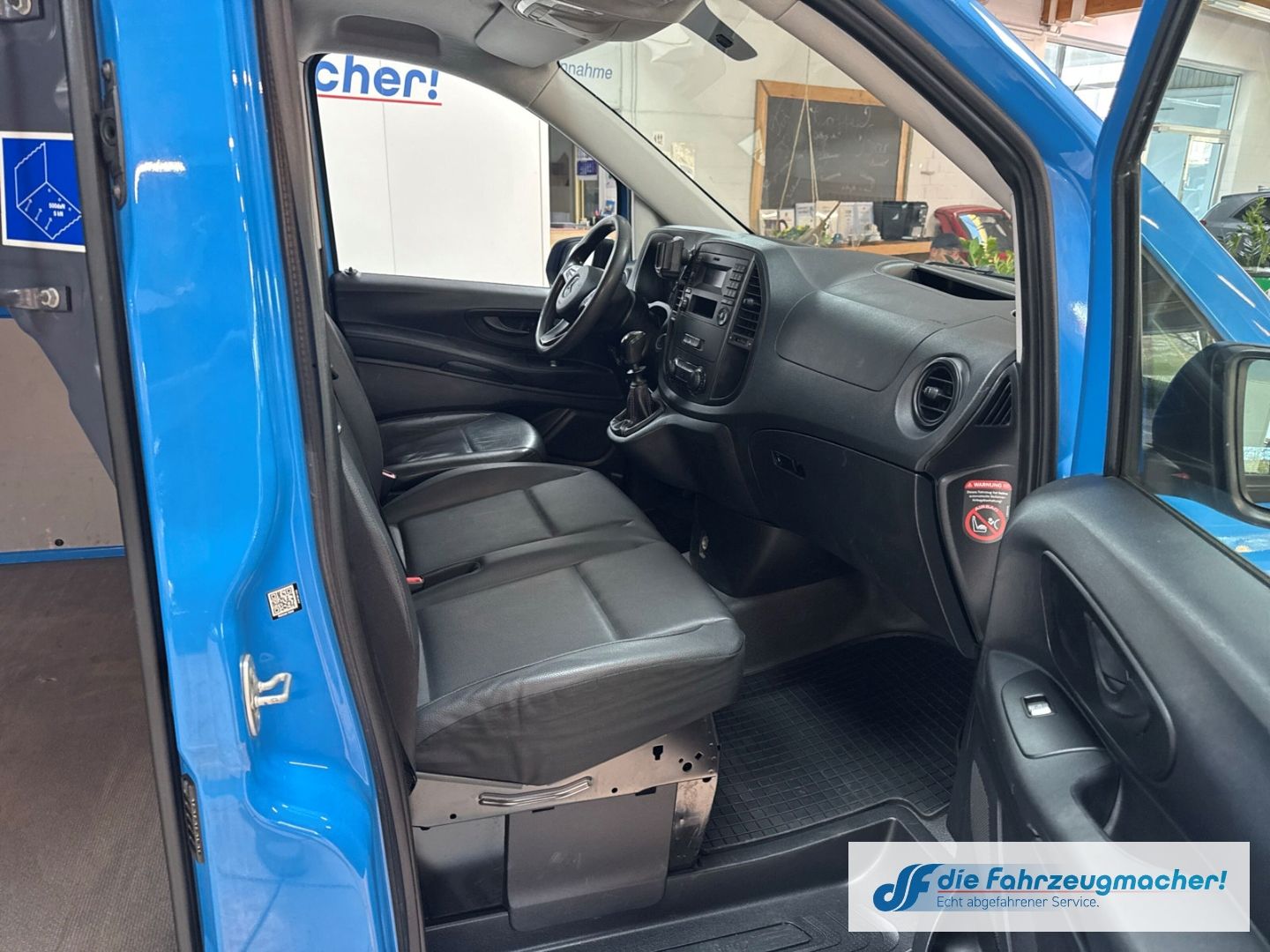 Fahrzeugabbildung Mercedes-Benz Vito Kasten111 CDI Lang SHZ Temp PDCv+h Leder Be