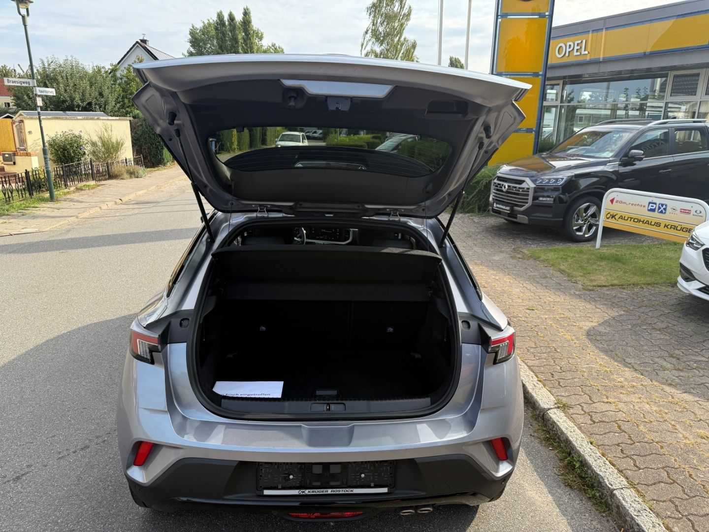 Fahrzeugabbildung Opel Mokka Ultimate 1.2 Turbo Leder+Kamera+Sitzheizun