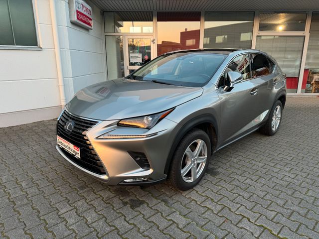 Lexus NX 300h E-FOUR Executive Line