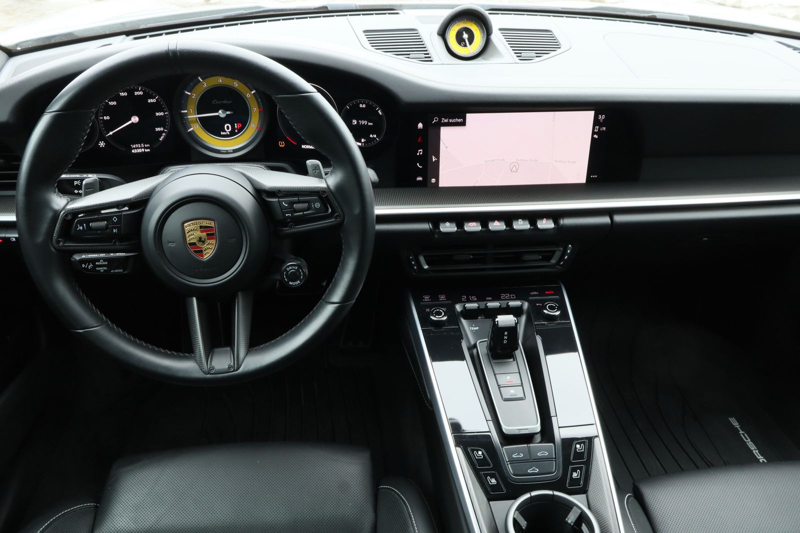 Fahrzeugabbildung Porsche 992 Turbo AERO-KIT+SPORTABGAS+SD+360GRAD+21ZOLL