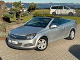 Opel Astra H Twin Top Edition "111 Jahre" Unfallfrei - Opel Astra mit Benzin-Antrieb: Cabrio