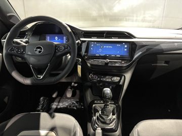 Fotografie 14 des Opel Corsa 1.2 Direct Injection Turbo GS ReNewKnit