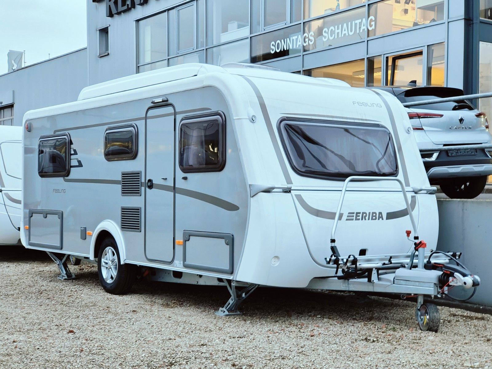 Fahrzeugabbildung HYMER / ERIBA / HYMERCAR Feeling 442 SD - MEGA SALE -