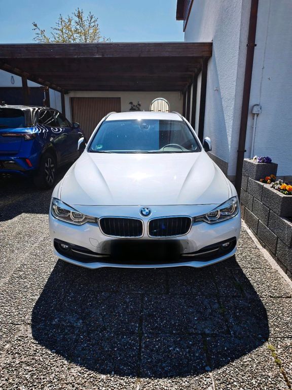 Image of BMW 320