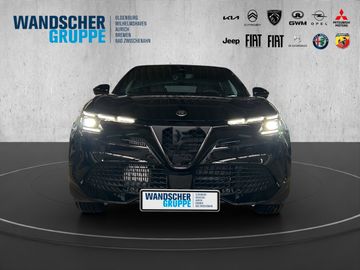 Alfa Romeo Junior 1.2 Ibrida Speciale MASSAGE LED KAMERA SH