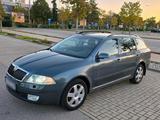 Skoda Octavia 1,9 TDI - Skoda Octavia mit Diesel-Antrieb: Kombi, Automatik, 1.9