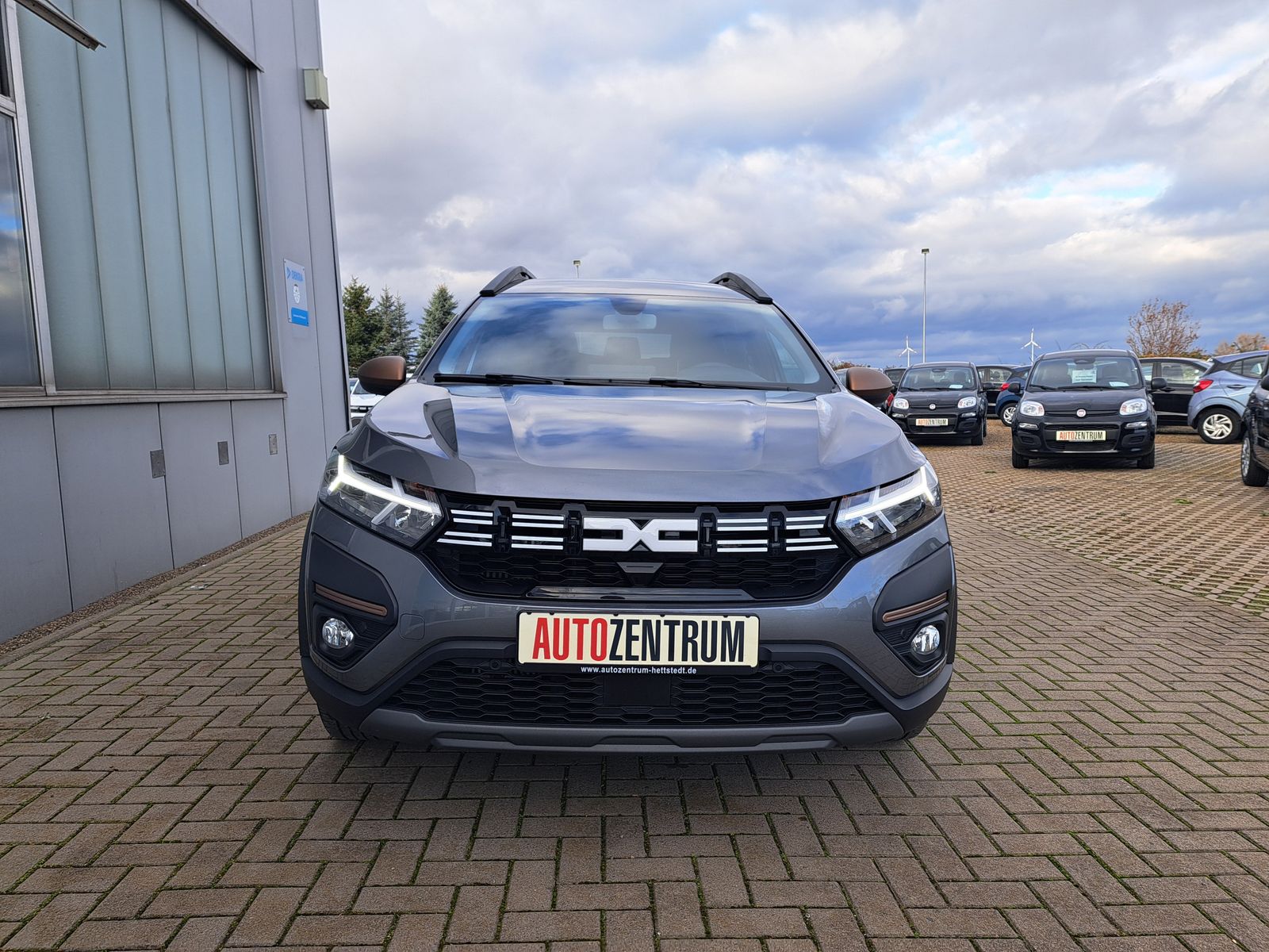Fahrzeugabbildung Dacia Jogger Extreme+ FACELIFT LED NAVI AHK KAMERA SHZ