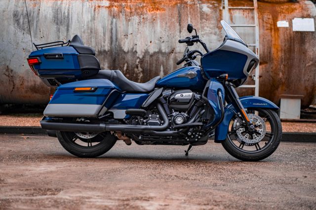 Harley-Davidson FLTRK Road Glide Limited 114 - two tone -