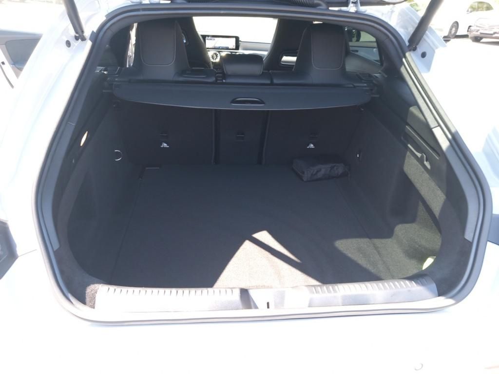 Fahrzeugabbildung Mercedes-Benz CLA 200 d SB AMG*Night*LED*Distronic*PDC*360°