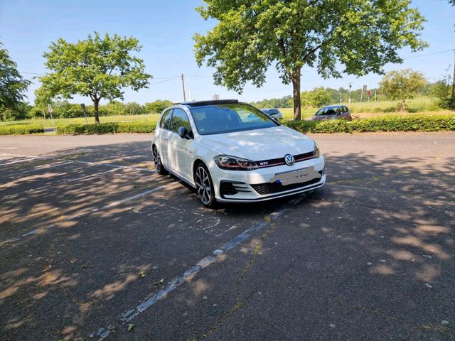 Volkswagen VW 7golf gti facelift