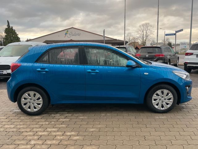 Fahrzeugabbildung Kia Rio Comfort PDC, Klima, Bluetooth