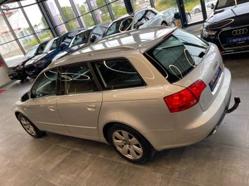 Audi A4 Avan 3.0 TDI quattro *SZHZ*PDC*TEMPOMAT*KLIMA