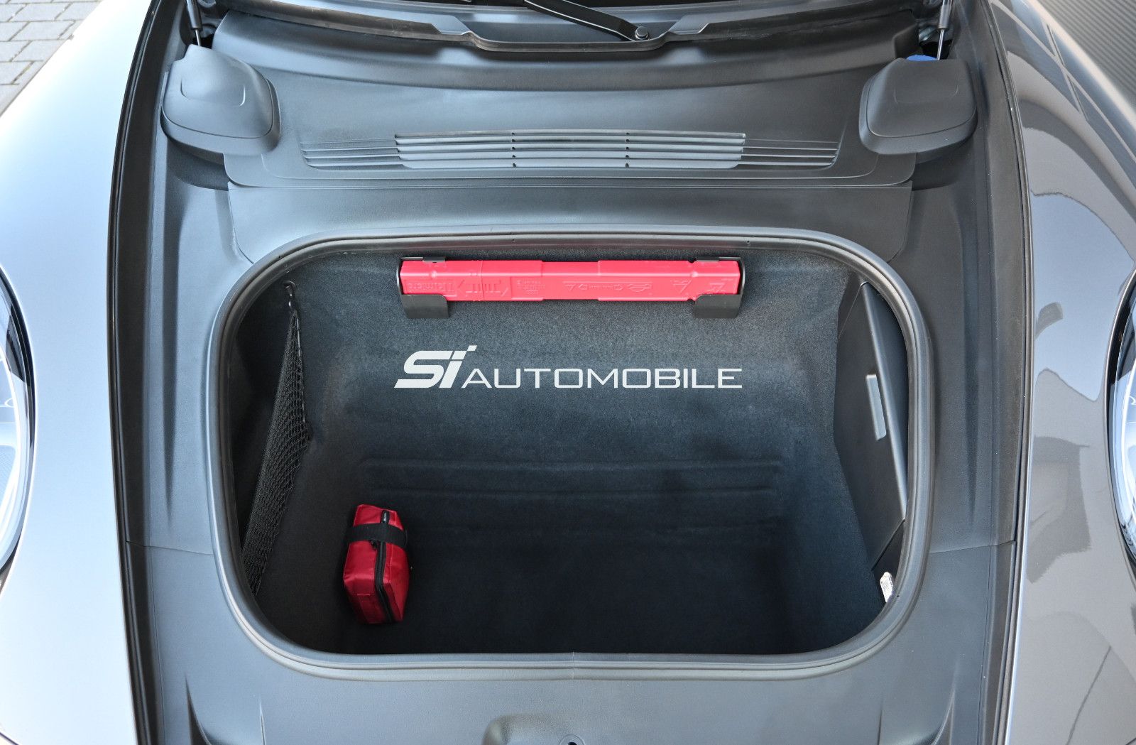 Fahrzeugabbildung Porsche 911 992 Carrera 4S Coupé °SPORT DESIGN°ACC°BOSE°
