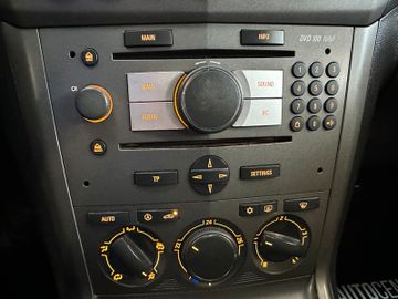 Opel Antara Cosmo 4x4 *TÜV NEU*AHK*