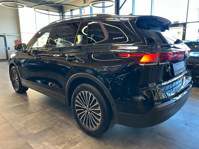 Volkswagen Tiguan *1-HAND*360°*LKHZ*ACC*LED*3-ZONEN*NAVI*