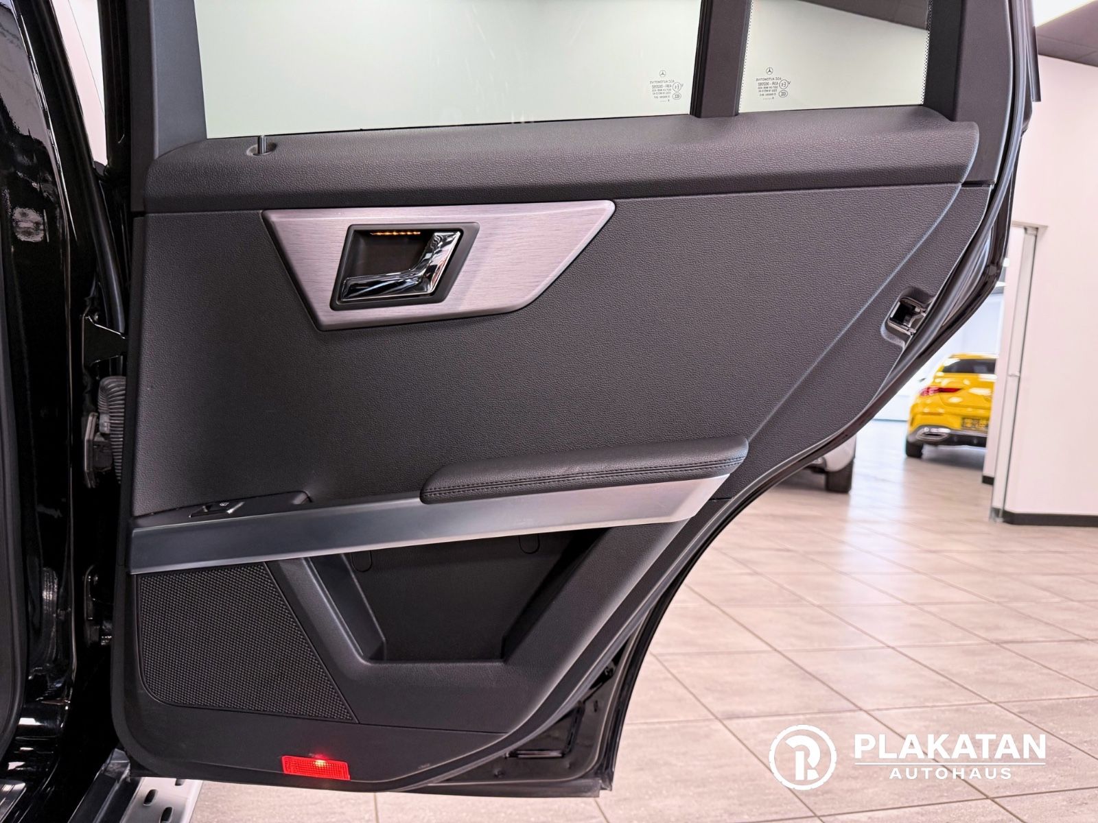Fahrzeugabbildung Mercedes-Benz GLK 320 CDI 4Matic Navi Leder Panorama Bi-Xenon