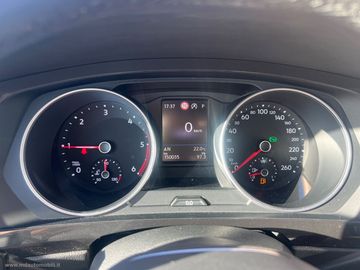 Volkswagen Tiguan - 11