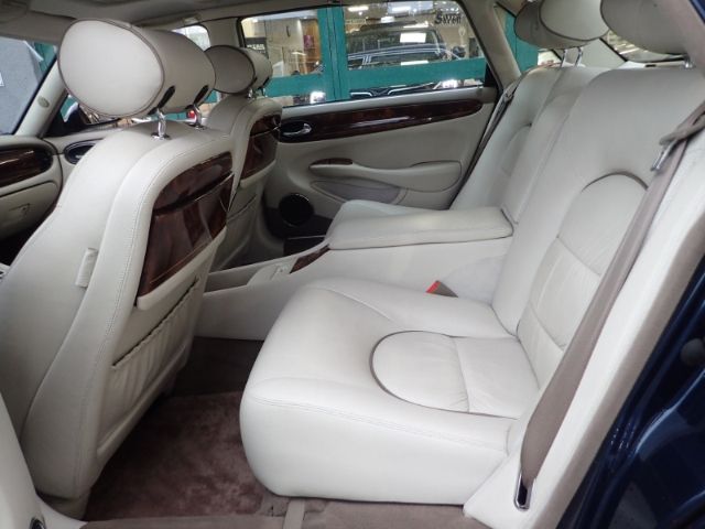 Fahrzeugabbildung Jaguar XJ Daimler 4.0 Leder e-Sitze Alarm Klima el.SP e