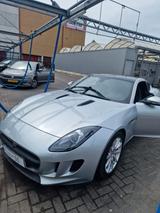 Jaguar F-Type 3.0 L V6 Kompressor Automatik  - graue Jaguar F-Type