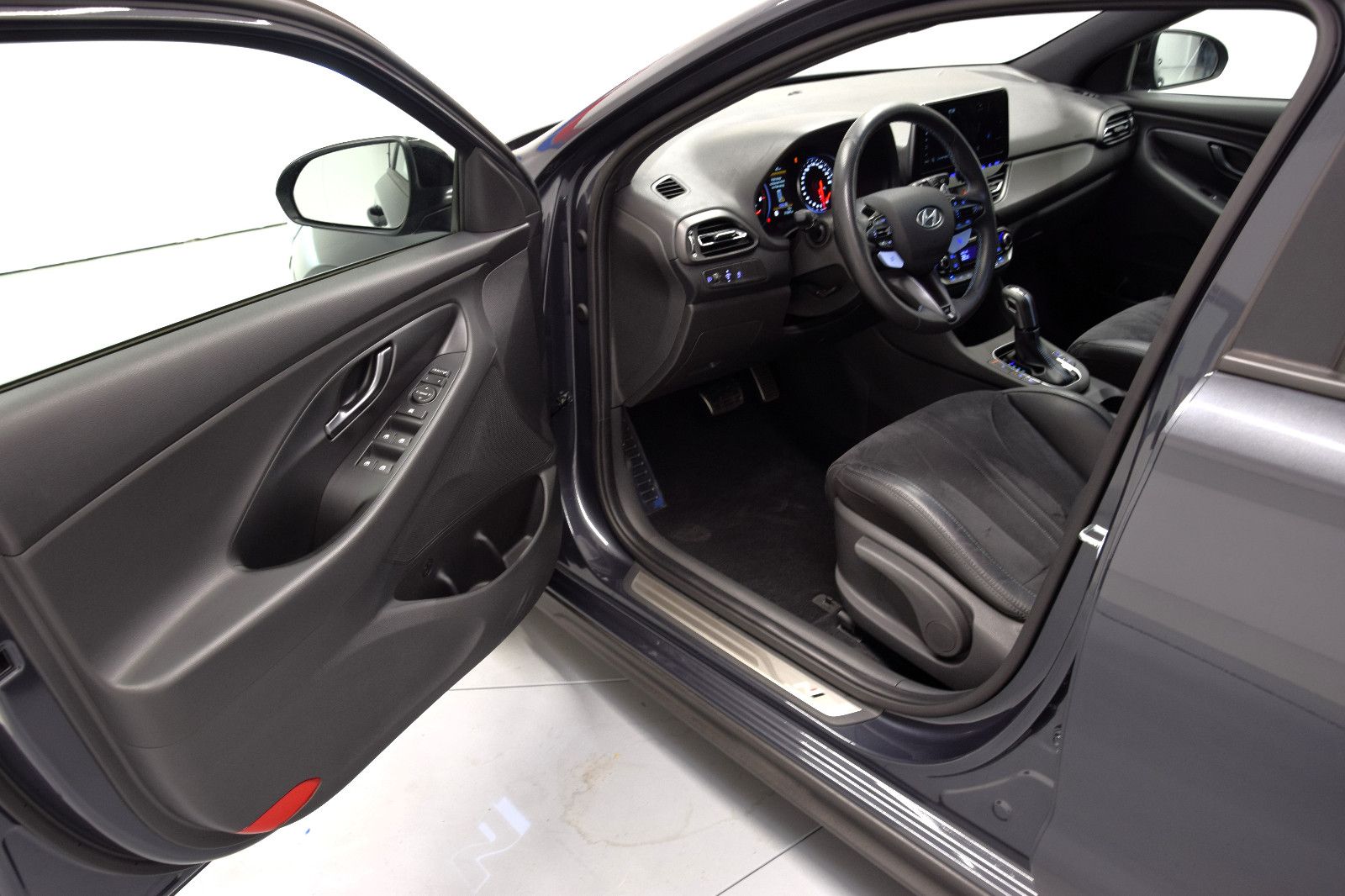 Fahrzeugabbildung Hyundai i30N Performance Fastback Schalensitze Automatik