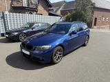 BMW 325i xDrive Touring - - BMW 3er Reihe aus 2009: Kombi