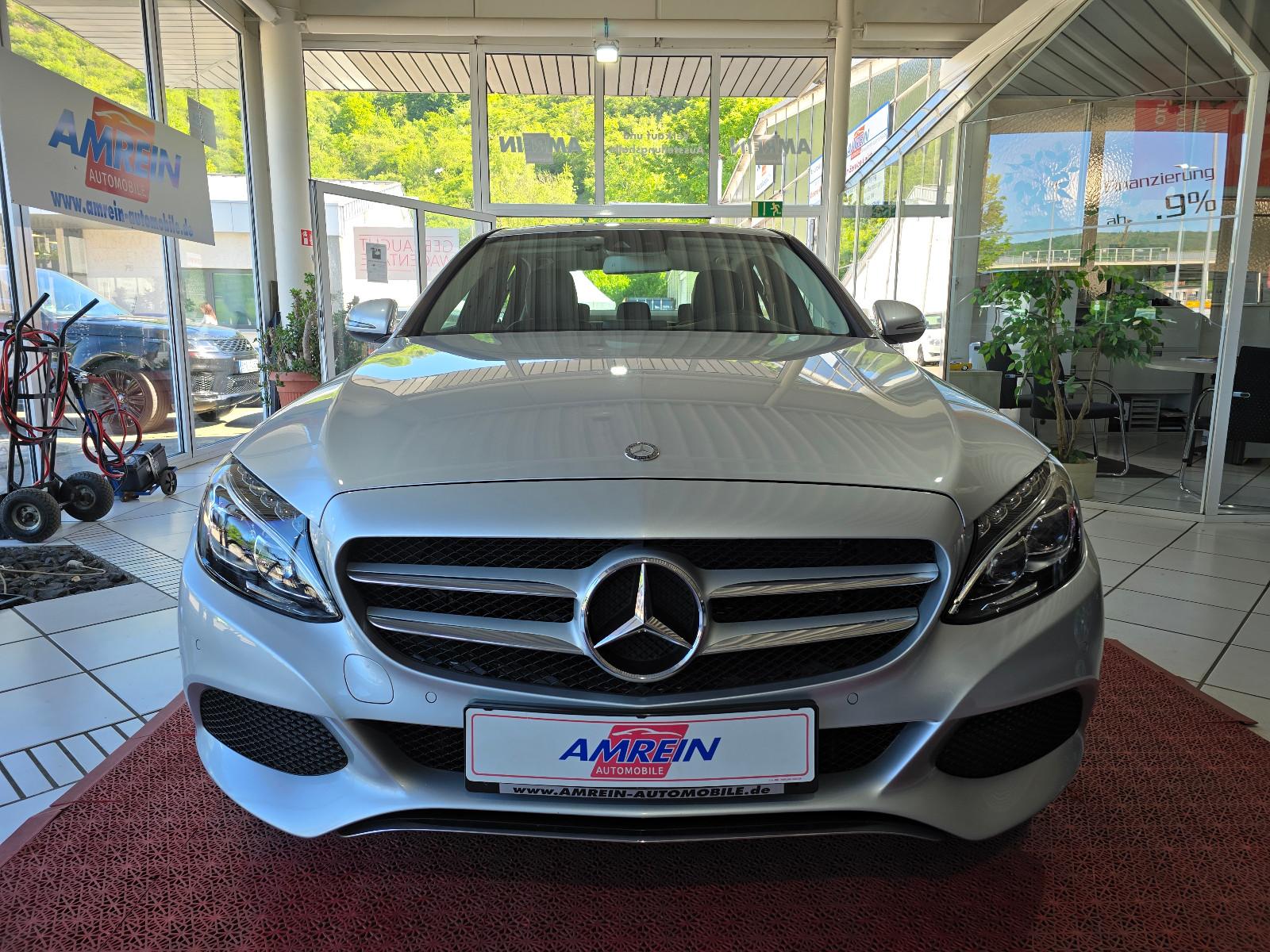 Mercedes-Benz C 200 Lim. GSD+AHK+NAVI+LED+TEILLEDER