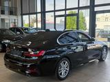 BMW 320 3 Limousine 320 e Sport Line - BMW: E32