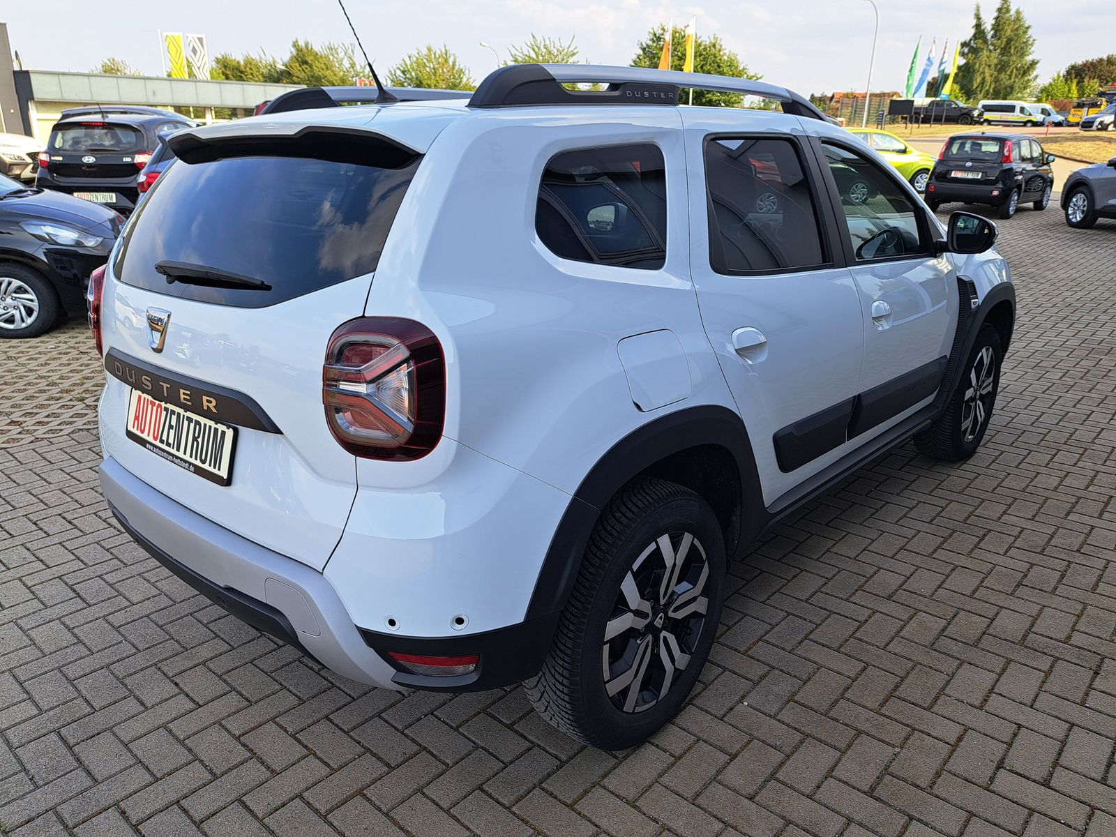 Fahrzeugabbildung Dacia Duster Prestige 150PS AUTOMATIK NAVI SITZHEIZUNG