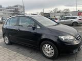 Volkswagen Golf Plus V United - Volkswagen Golf: United V