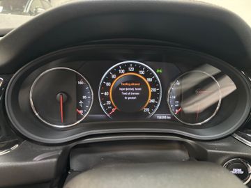 Opel Insignia - 12