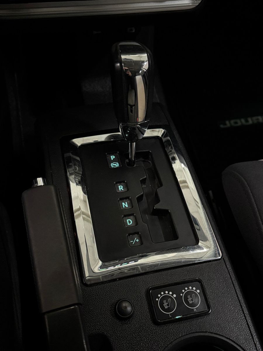 Fahrzeugabbildung Dodge Journey 2.0 7-SITZER AUTOMATIK FOND DVD PAKET