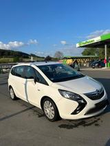 Opel Zafira C  Tourer. NEU TÜV - Opel Zafira aus 2025