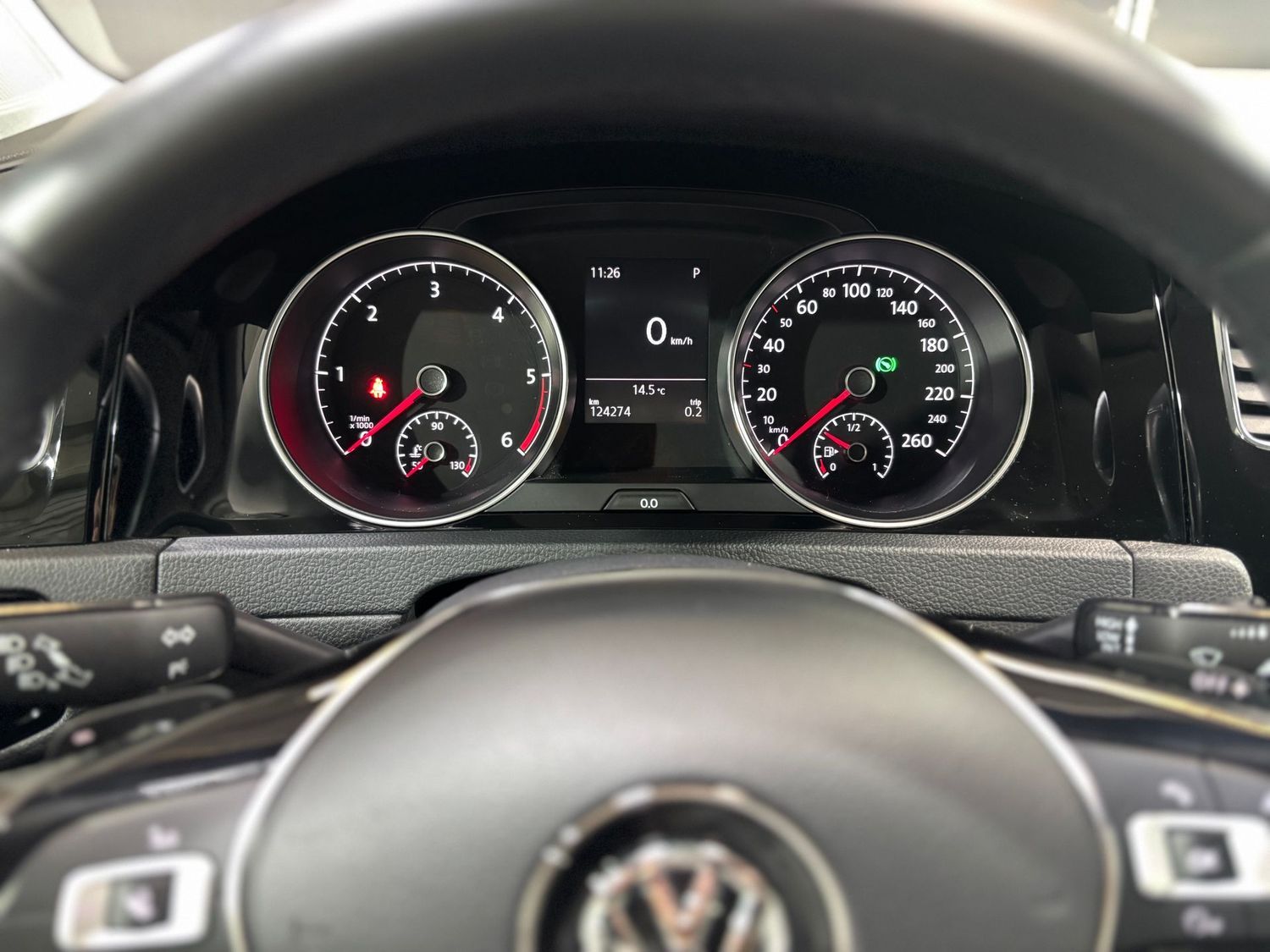 Fahrzeugabbildung Volkswagen Golf Highline BMT#Bi-Xenon#Ambiente#PDC#DAB#Alca