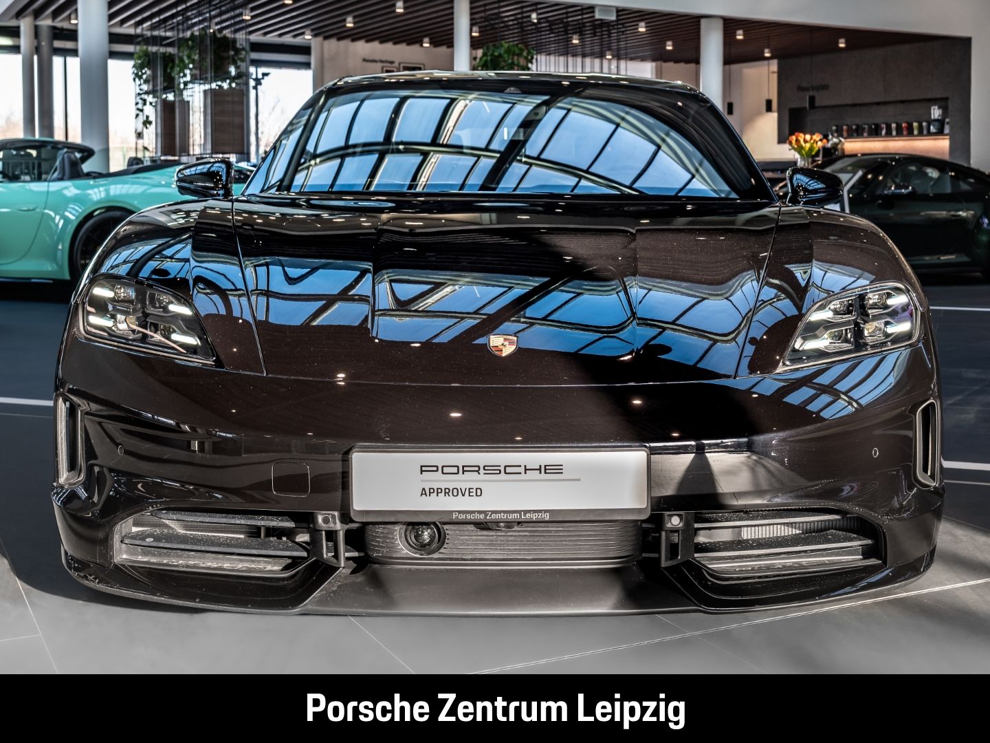 Porsche Taycan 4 Black Edition Massage HD HA-Lenkung HUD foto 4
