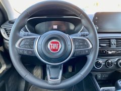 Fahrzeugabbildung Fiat Tipo Kombi 1.0 Life AAC AHK LED KAMERA PDC VORN