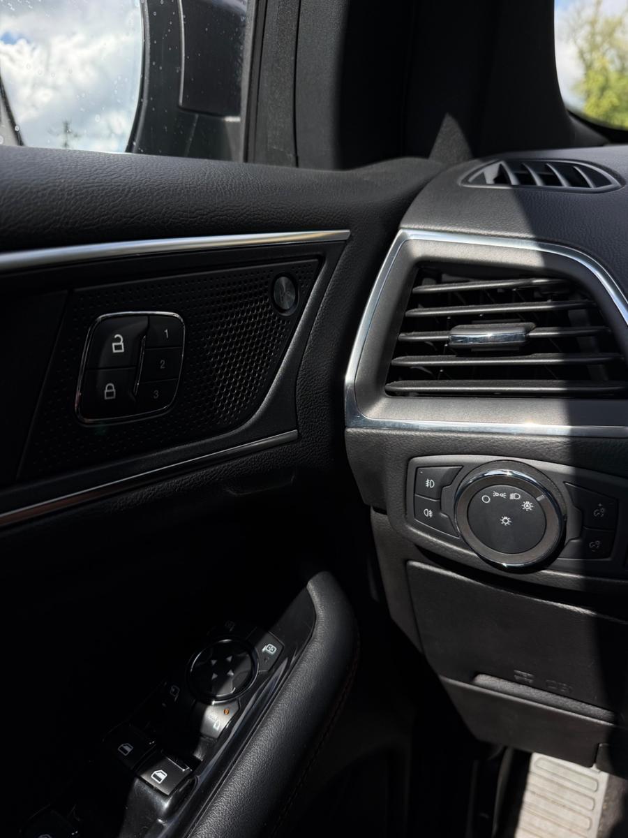 Ford Edge 2,0 l EcoBlue Bi-Turbo 4x4 ST-LINE Auto...