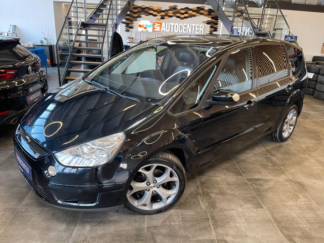 Ford S-Max Titanium *PANO*7.SITZER*BI-XENON*ALCANTARA