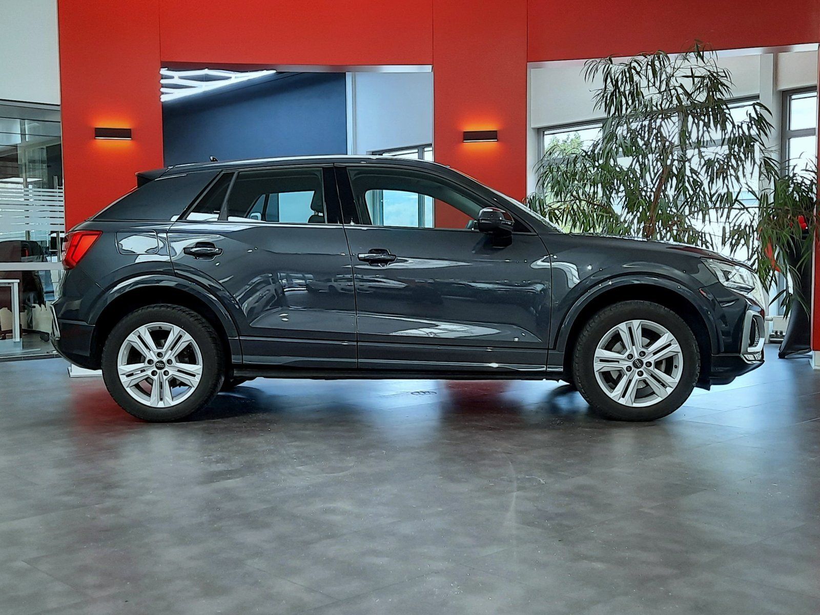 Fahrzeugabbildung Audi Q2 35 TFSI advanced S-tronic *AHK*Cam*LED*Sitzhz