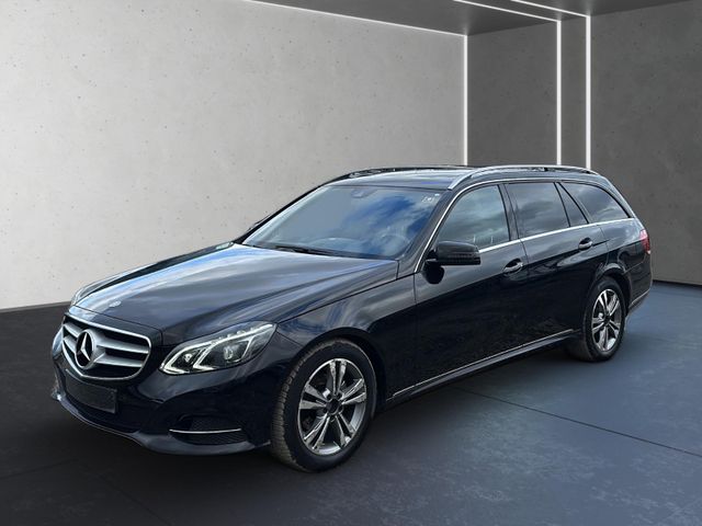 Mercedes-Benz E 220 E -Klasse*BlueTec*Leder*Navi*Schiebedach*