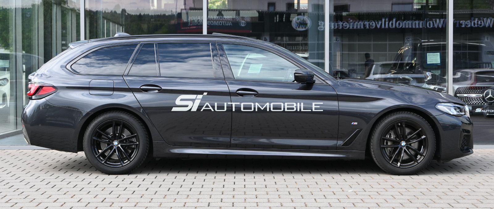 Fahrzeugabbildung BMW 540d xDr. Touring M-Sport °ACC°AHK°STANDHZ°PANO°