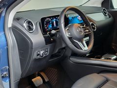 MERCEDES-BENZ B200 LED/360°/Leder/AHK/El.Sitz/El.Heck/ScheckMB
