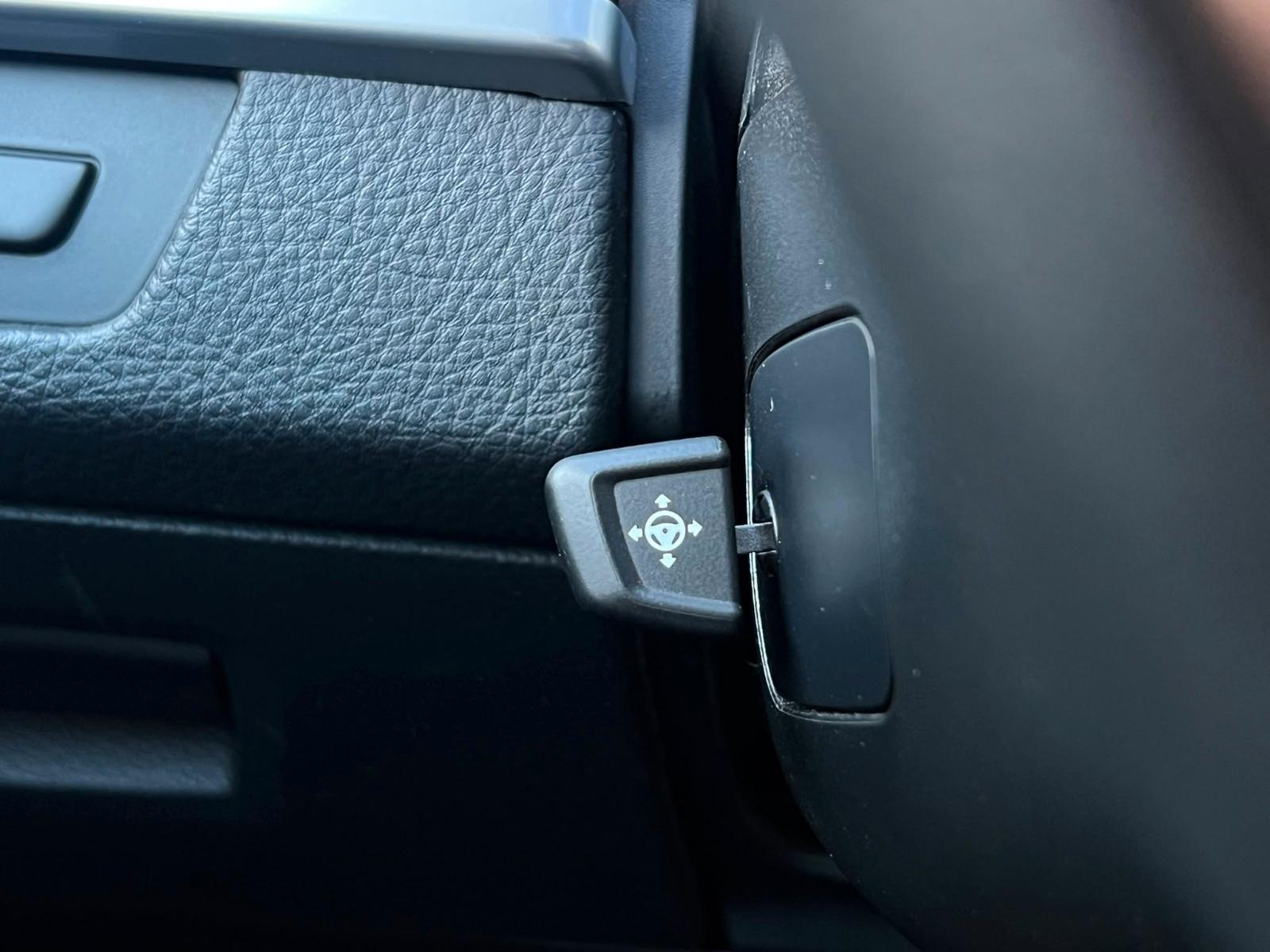 BMW 530d Touring Luxury Line VOLL!