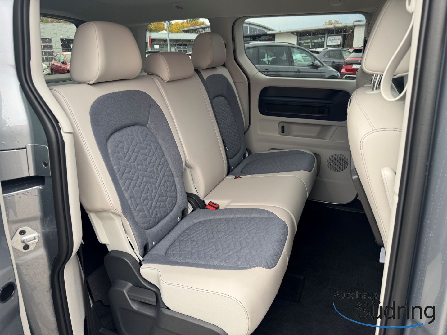 ID. Buzz Pro StandHZG AHK Navi IQ.Light AreaView