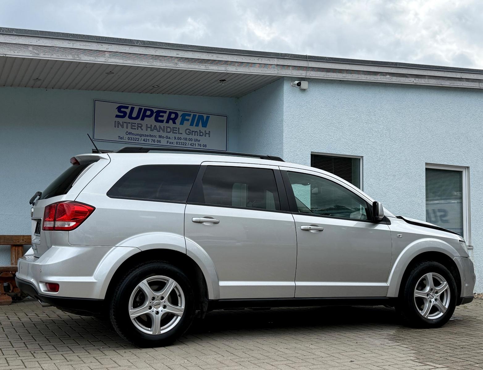 Fiat Freemont 2.0 16V Multijet 140 PS Urban 7 SITZER
