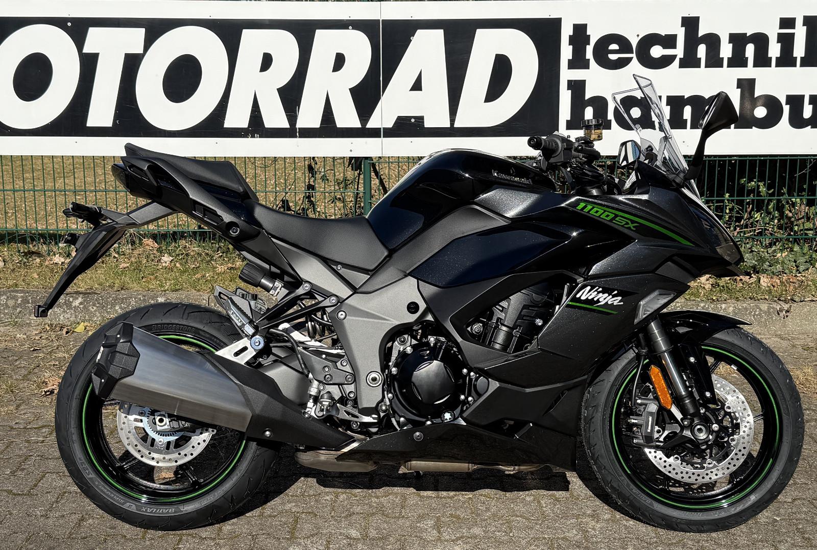 Kawasaki Ninja1100SX m. KOFFERSATZ !